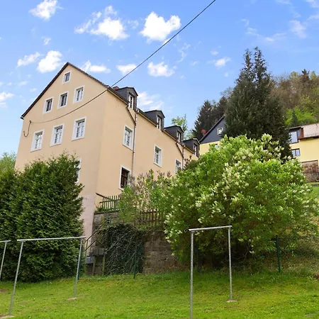 Stilvolles Apartment Mit Festungsblick Im Zentrum Königstein Exterior foto
